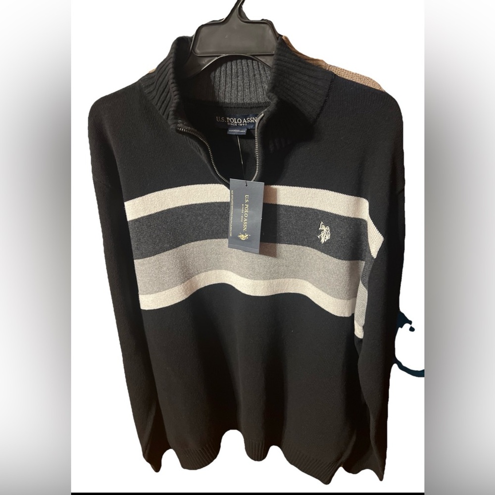 U.S. Polo Assn. Men's Black and Gray Zip-Up Sweater